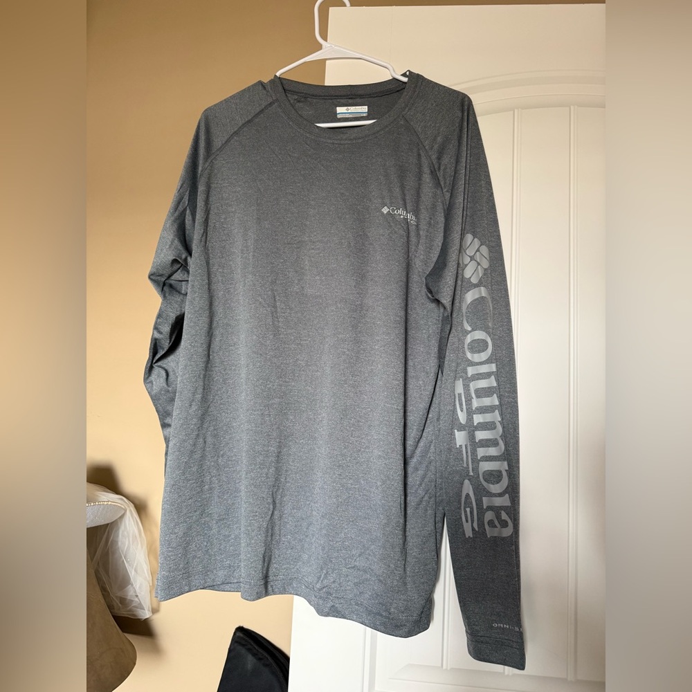 Columbia Men's Charcoal Long Sleeve Tee